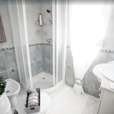 Apartment Very Well Located, 450 Meters From Playa Del Cura With Swimming Pool Torrevieja